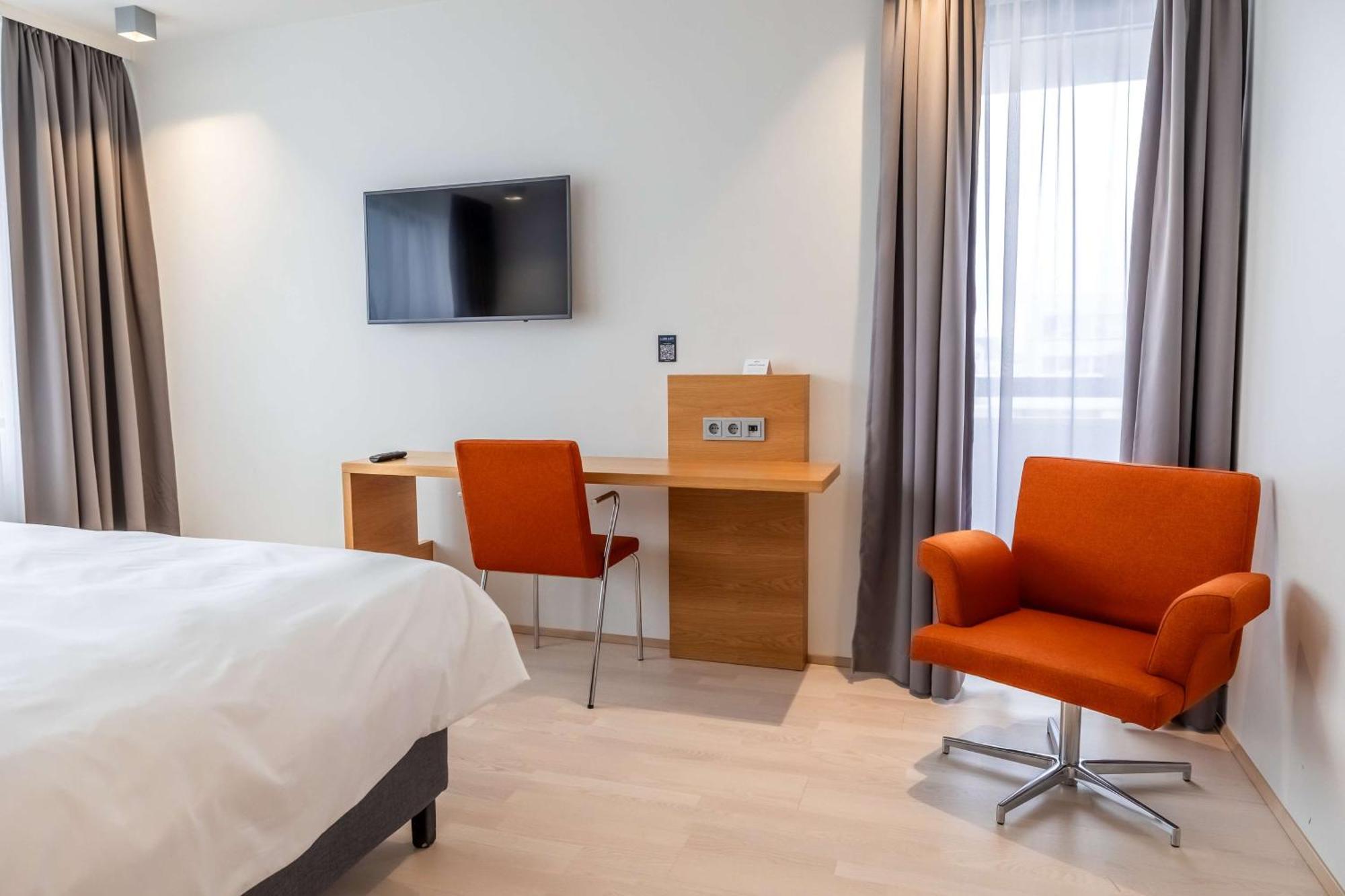 Park Inn By Radisson Reykjavik Keflavik Airport Exterior photo